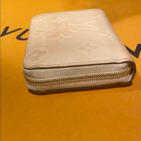 Louis Vuitton pink vernis zippy wallet - Picture 7 of 14